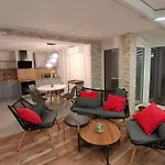 Andreja Μπλεντ